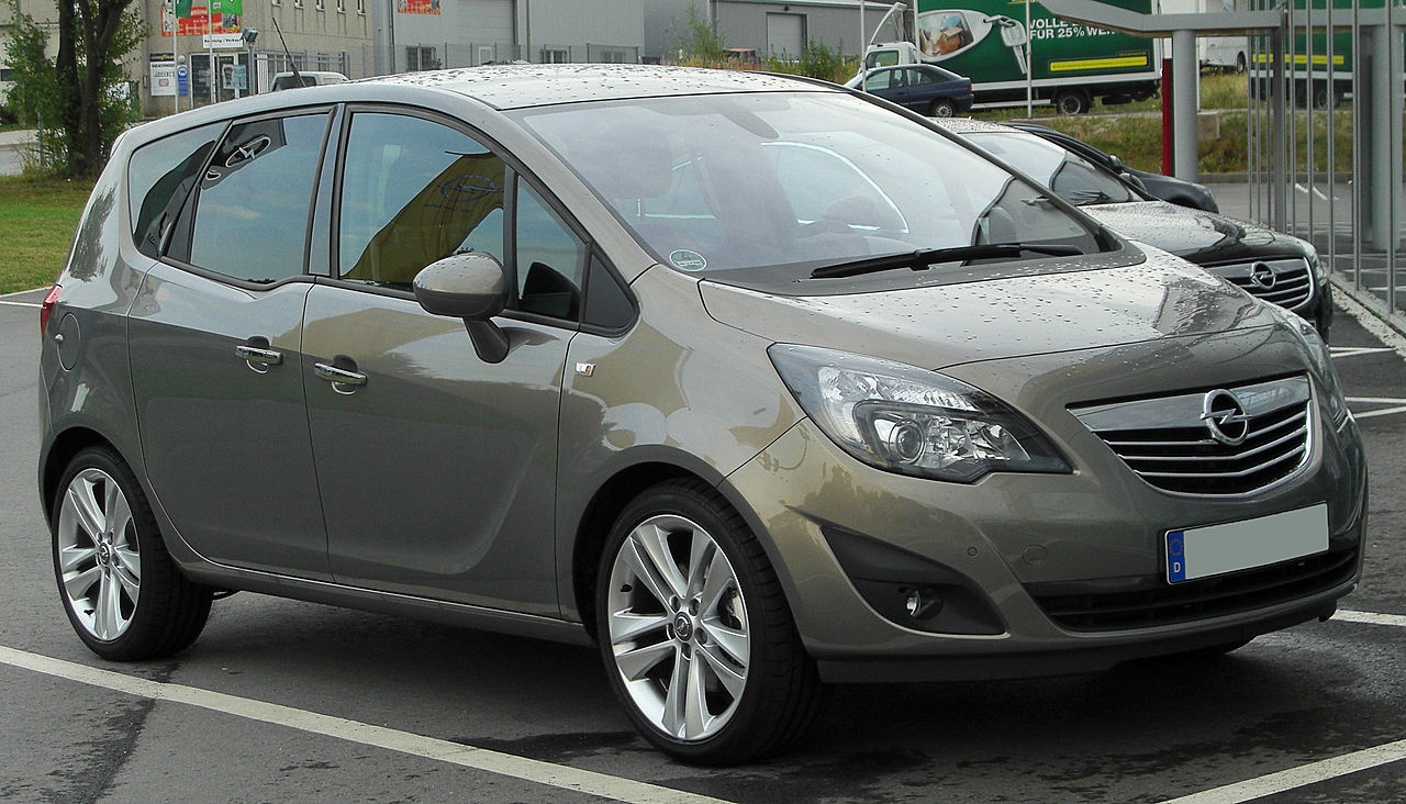 File:Opel Meriva Facelift 20090812 rear.JPG - Wikimedia Commons