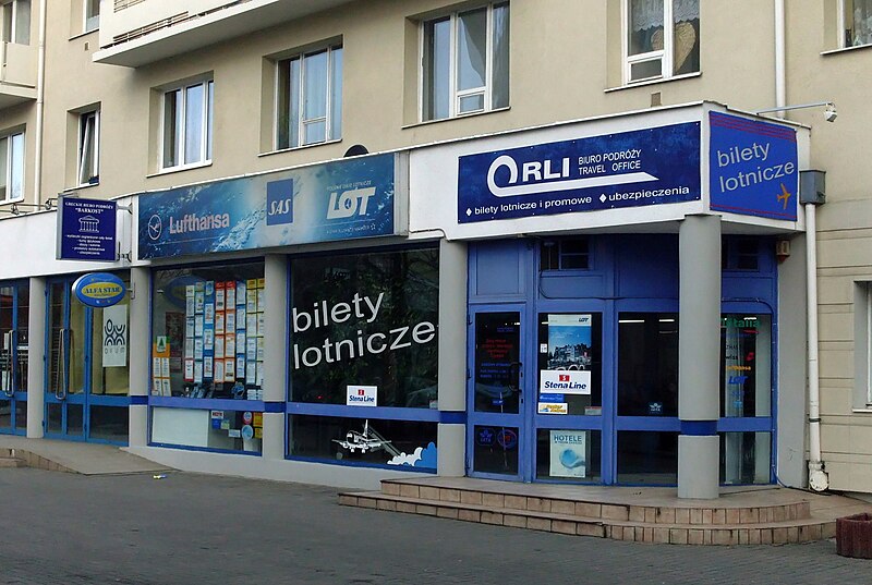 File:Orli, travel office at ulica Romualda Traugutta, Gdynia.jpg