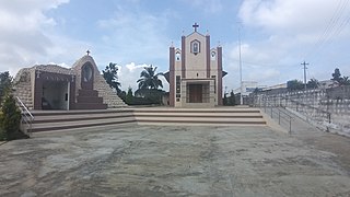 <span class="mw-page-title-main">Our Lady of the Rosary Church, Averipalli</span> Roman Catholic Church in Tamil Nadu, India