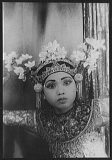 Raka Rasmi Balinese dancer