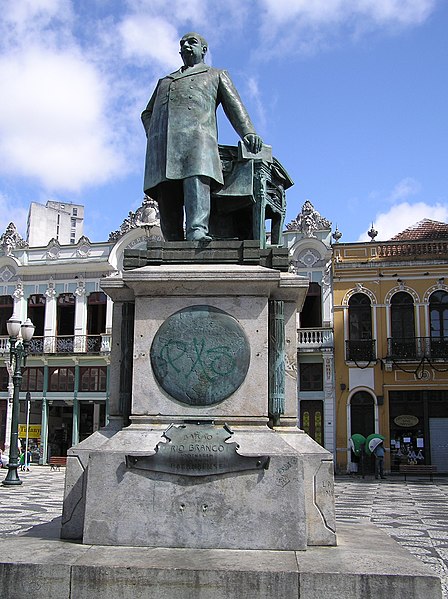 File:Praca Generoso Marques 9 Curitiba Brasil.jpg