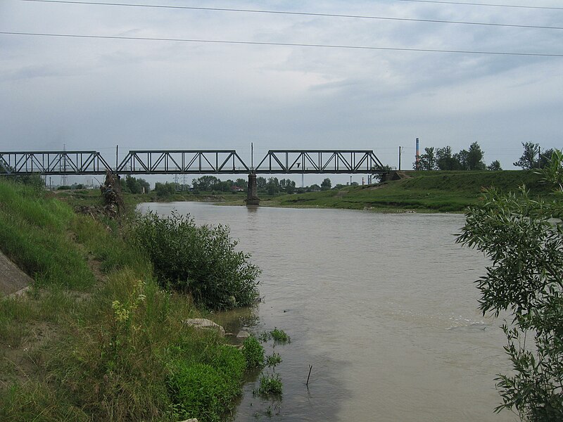 File:Râul Suceava4.jpg