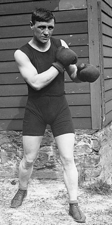 Рубен Чарлз Уорнс през 1911.png