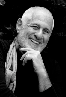 Richard Saul Wurman by Melissa Mahoney (cropped).png