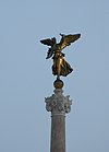 Roma Vittoriano - Vittoria alata con palma e serpente - N.Cantalamessa (esterna destra).jpg