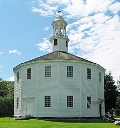 Round Church Richmond Vermont 20040808.jpg