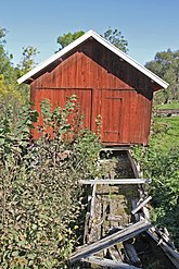 Fil:Sågen sedd från gaveln, Focksta kvarn, Hagby socken, Uppland.jpg