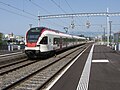 Rame FLIRT RABe 523 028 de la ligne S3 du RER vaud quittant la halte de Prilly-Malley en direction de la gare de Renens.