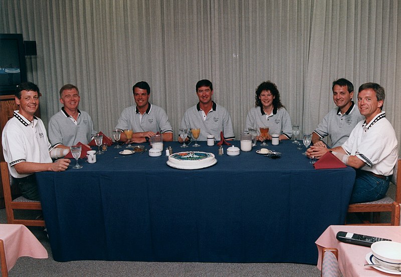 File:STS-78 preflight breakfast.jpg