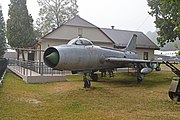 Sukhoi Su-7BKL Fitter-A '809' (11656783354).jpg