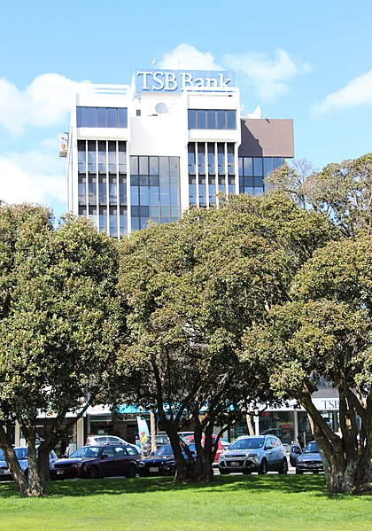 File:TSB Bank, Palmerston North, New Zaland (87).JPG