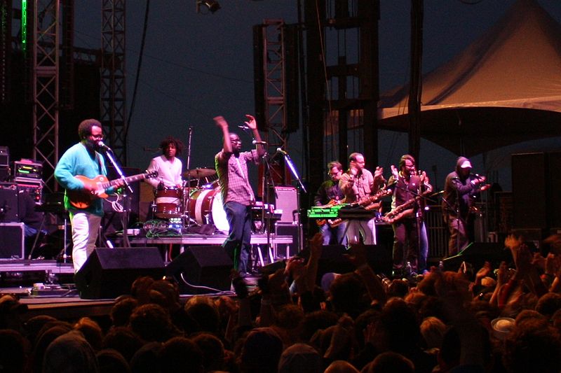 File:TV on the Radio 2008 Treasure Island Music Festival cropped.jpg