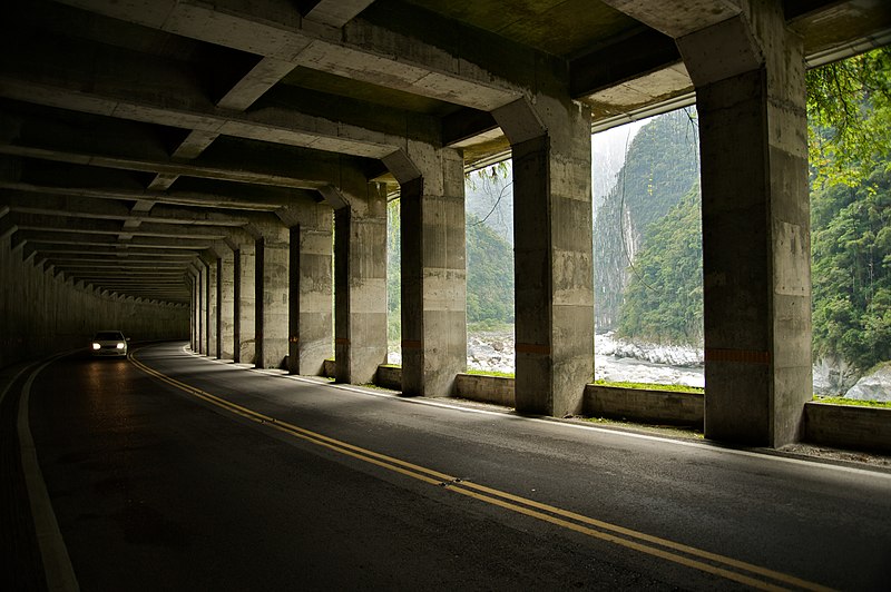 File:Taiwan 2009 HuaLien Taroko Gorge FRD 5467.jpg