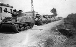 Sherman Tanks of 18th Armoured Regiment waiting to move up for the crossing at Senio, Italy Tanks of 18 Armoured Regiment (NZ).jpg