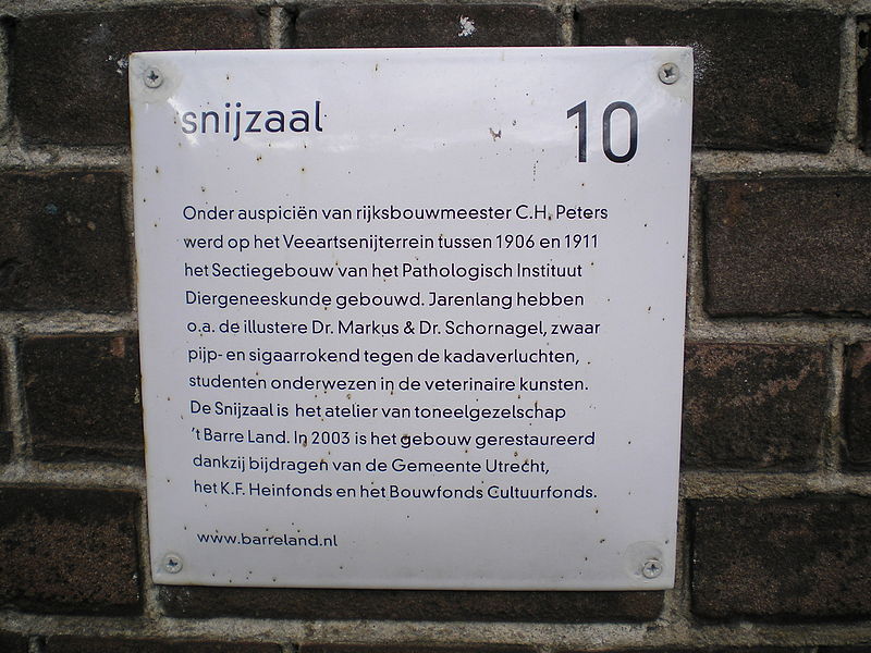 File:Tekstplaat-op-Hoefijzerstraat-10 Utrecht Nederland.JPG