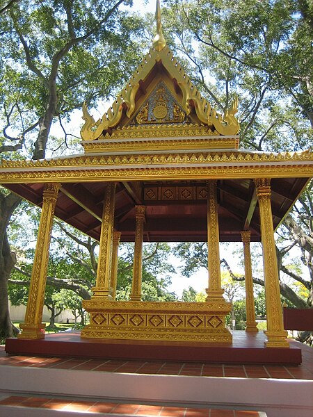 File:The Royal Sala Thai, University of Hawaii at Manoa.jpg