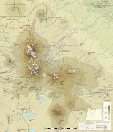 Topographic map of area (with Bachelor near bottom center) Three Sisters topographic map-en.gif