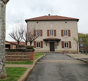 Town hall of Savigneux (Ain).JPG