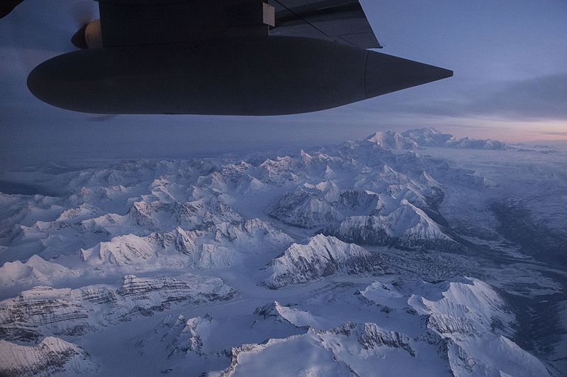 File:Toys for Tots Marines deliver gifts to Alaskan children 161128-F-YH552-004.jpg