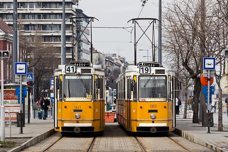 File:Trams (8627251593).jpg