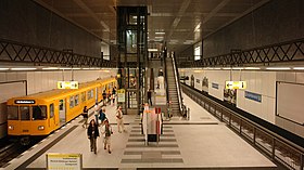 Havainnollinen kuva artikkelista Hauptbahnhof (Berliinin metro)