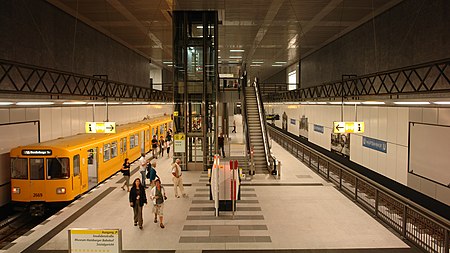 U55 Hauptbahnhof 2009 08 10 3