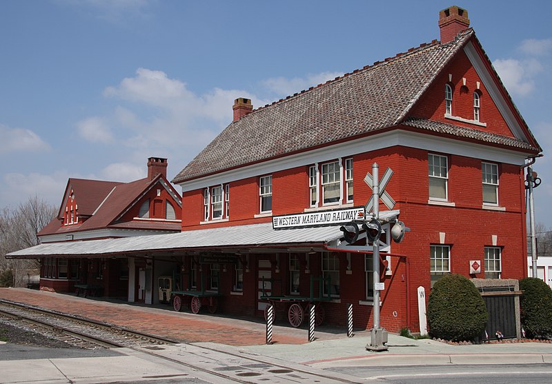 File:Union Bridge WMRR Station.jpg