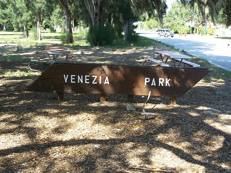 File:Venice FL Venezia Park HD park sign01.jpg