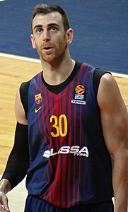 Victor Claver 30 FC Barcelona Bàsquet 20180126 (2) .jpg