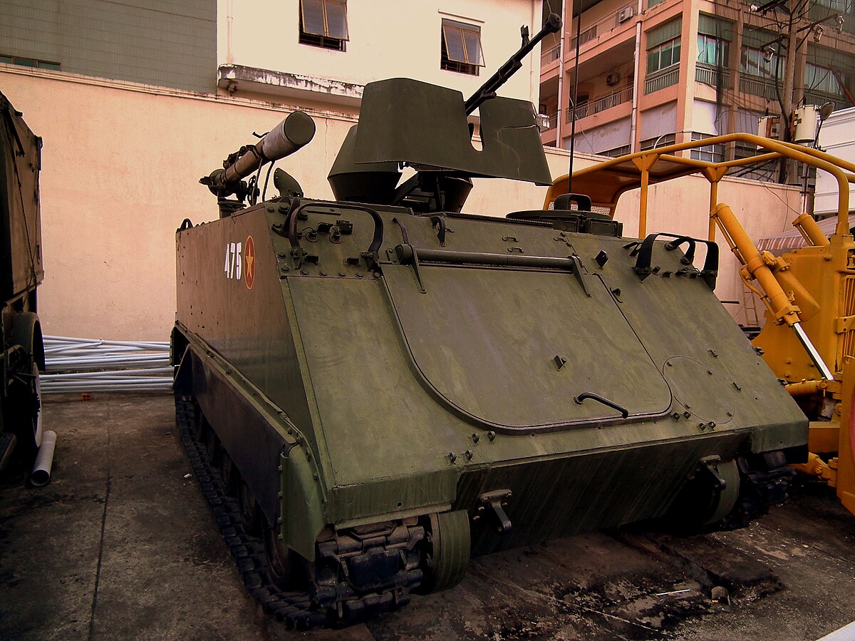 M-113 là một trong những mẫu xe tăng đáng chú ý của lịch sử chiến tranh. Bạn có muốn tìm hiểu về sự vận hành và cấu trúc của xe tăng này? Hãy xem ngay những hình ảnh và video liên quan đến chiếc xe này.