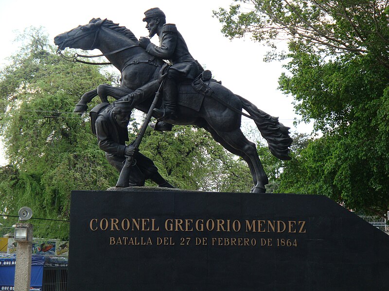 File:Villahermosa Monumento a Gregorio Méndez.jpg