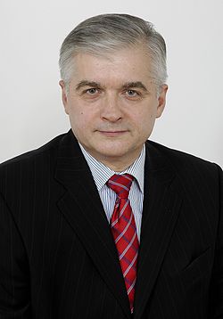 Włodzimierz Cimoszewicz VII kadencja Kancelaria Senatu.JPG