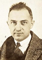 William Carlos Williams William Carlos Williams passport photograph 1921 (cropped).jpg