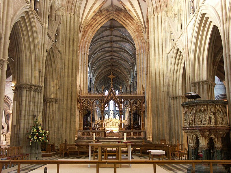 File:Worcester cathedral 004.JPG