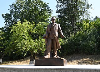 <span class="mw-page-title-main">Statue of Uzeyir Hajibeyov (Shusha)</span> Monument in Shusha, Azerbaijan