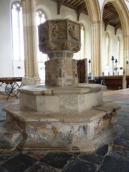 File:-2019-07-21 Stone baptismal font, St Nicholas church, Salthouse, Norfolk.jpg