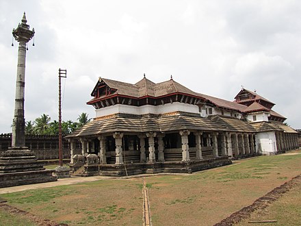 Saavira Kambada Basadi, Moodabidri