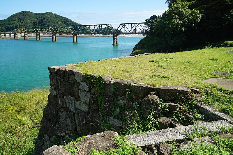 File:171008 Shingu Castle Shingu Wakayama pref Japan01n.jpg