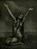 1921 photo of a fairy.jpg