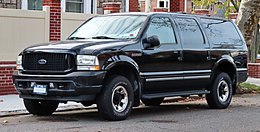 2004 Ford Excursion Limited, avant 11.4.19.jpg