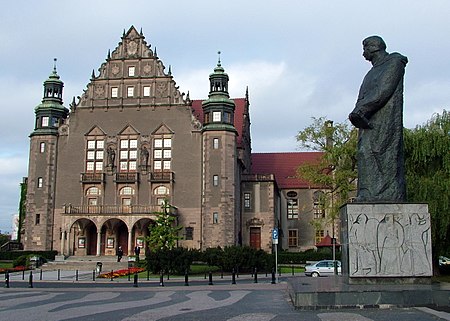 2008-09 Poznan Uni und AM.JPG