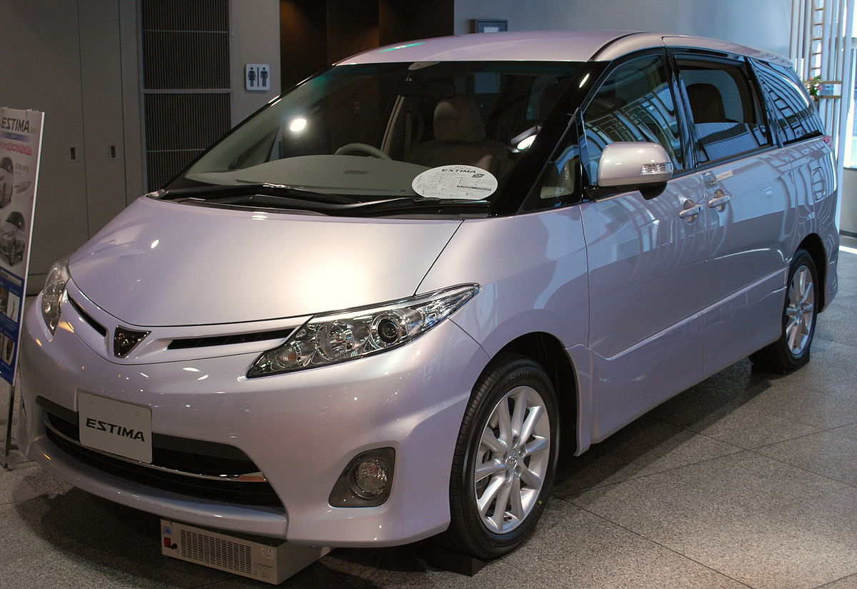 Фото toyota estima