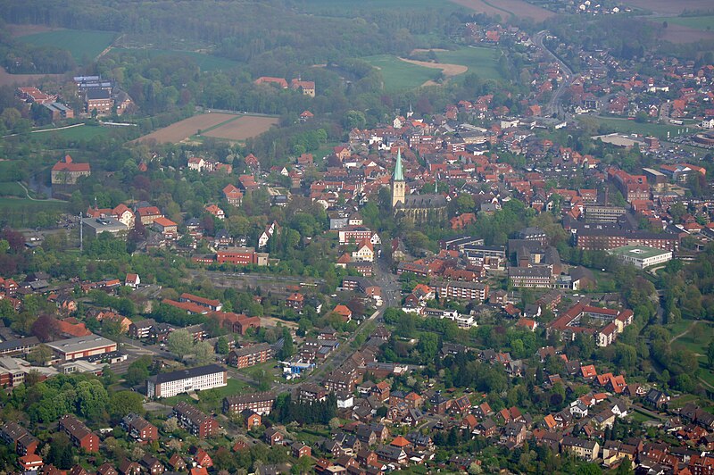 File:20140412 120025 Luftbild Lüdinghausen (DSC00144).jpg