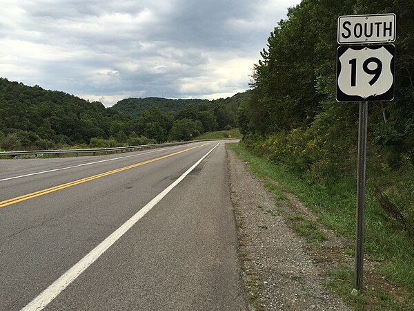 View south along US 19 at I-79 in Lewis County