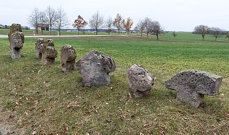 2018 Steinkreuze Wolframs Eschenbach Gruppe 02