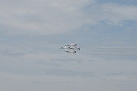 2024 Milwaukee Air and Water Show 202 (United States Air Force Thunderbirds).jpg