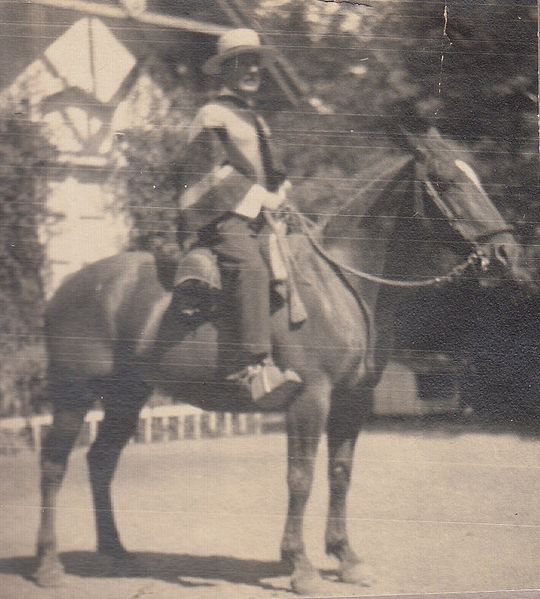File:Administrador General Viña San Pedro 1932.jpg