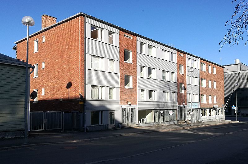 File:Albertinkatu 6 Oulu 20170526.jpg