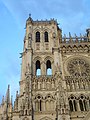 Français : Amiens - Tour de la Cathédrale Notre-Dame d'Amiens.