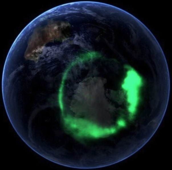 File:Aurora australis 20050911.jpg